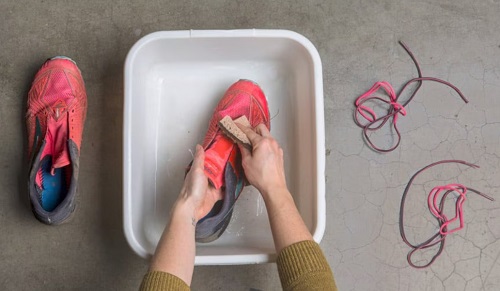 Clean Running Shoes A